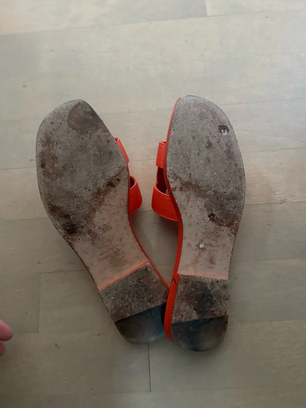Hermes Red Oran Slide Sandals - Picture 4 of 4
